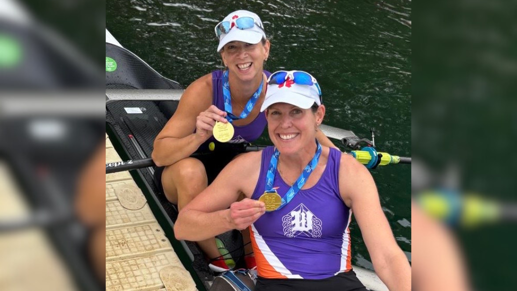 Carolyn Jaeger and Andrea Mutsaers pose with their medals